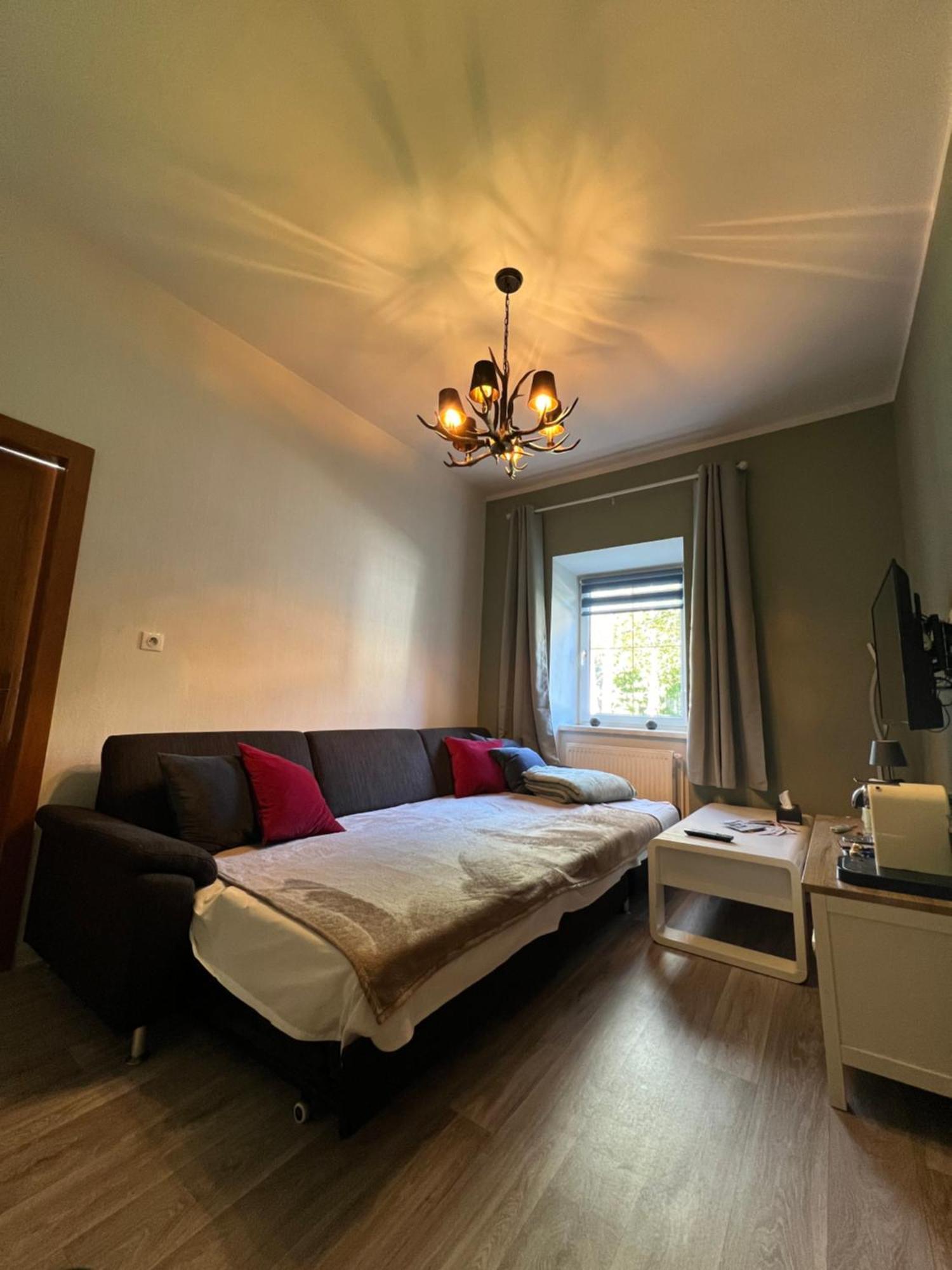 Ausseerland Apartments - Relax, Ski, Hike And Bike, Garden, Parking, Bbq, Near Hallstatt, Loser, Tauplitz And Krippenstein, Free Wi-Fi And Netflix Bad Aussee Exterior foto